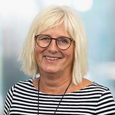 Susanne Schweizer, consultora do departamento de processos e conteúdo de treinamento na STIHL